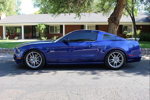 Deep Impact Blue Metallic 2014 Ford Mustang GT