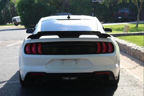 2021 Ford Mustang EcoBoost