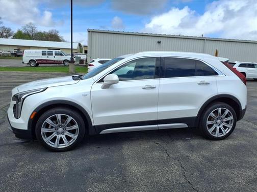 2019 Cadillac XT4 Premium Luxury