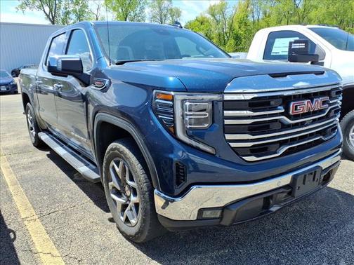 Pacific Blue Metallic 2022 GMC Sierra 1500 SLT