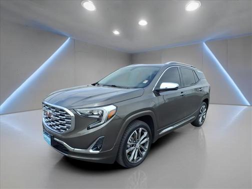 Smokey Quartz Metallic 2019 GMC Terrain Denali