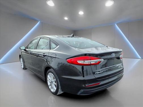 2020 Ford Fusion Hybrid SE