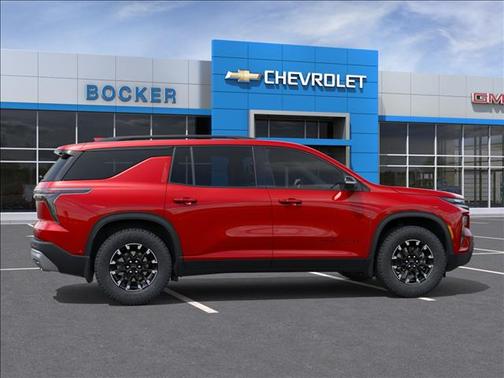 Radiant Red Tintcoat 2026 Chevrolet Traverse AWD Z71