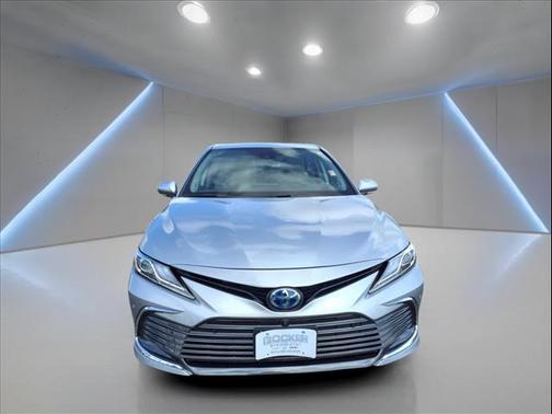 2023 Toyota Camry Hybrid XLE