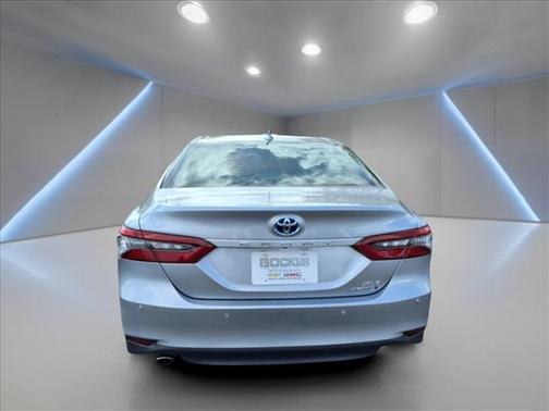2023 Toyota Camry Hybrid XLE