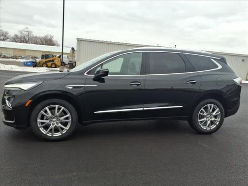 2023 Buick Enclave Essence AWD