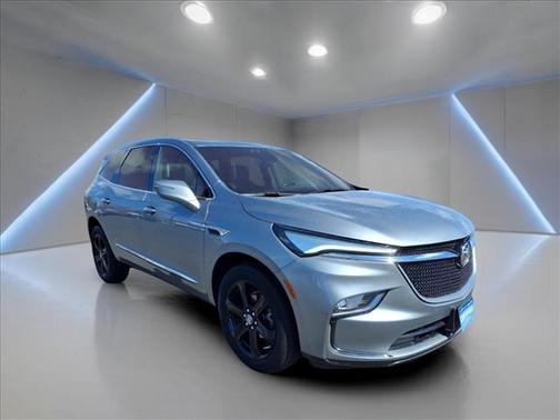 2023 Buick Enclave Essence AWD