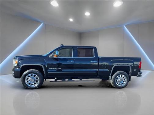 2017 GMC Sierra 2500 Denali
