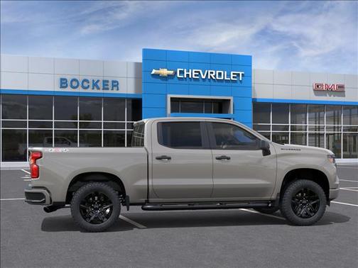 White Sands 2026 Chevrolet Silverado 1500 Custom