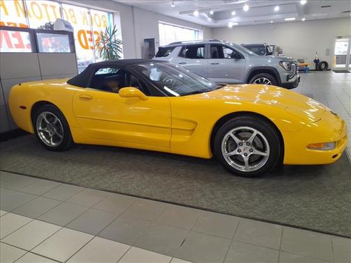 2000 Chevrolet Corvette Base