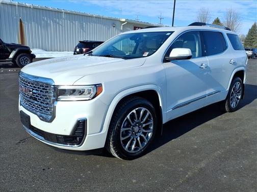 2022 GMC Acadia Denali