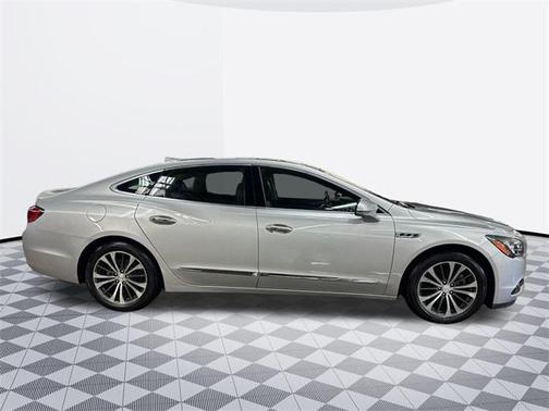 2017 Buick LaCrosse Essence