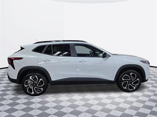2025 Chevrolet Trax FWD 2RS