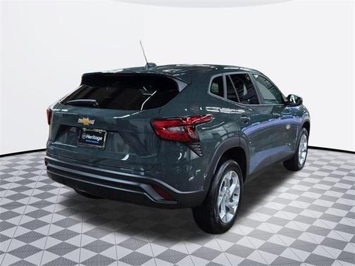 2025 Chevrolet Trax LS