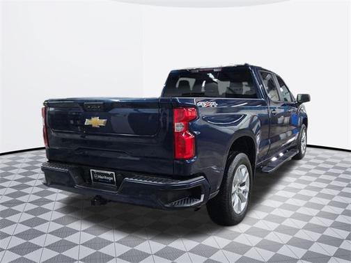 2022 Chevrolet Silverado 1500 Custom