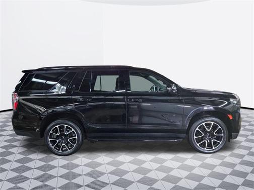 2022 Chevrolet Tahoe 4WD RST