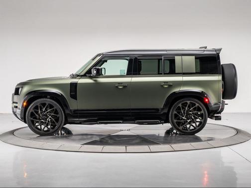 2026 Land Rover Defender X-Dynamic SE