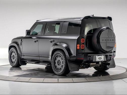 2024 Land Rover Defender 110 P500 SE