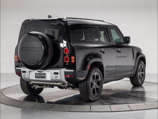 2025 Land Rover Defender P300