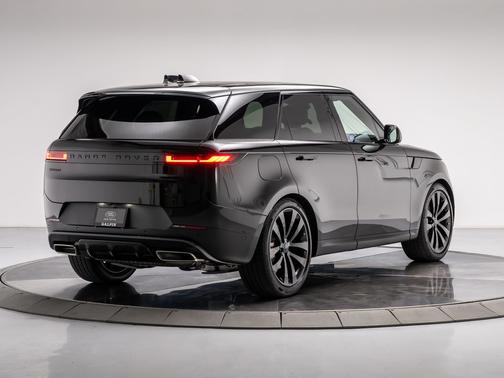 SANTORINI BLACK 2026 Land Rover Range Rover Sport SE