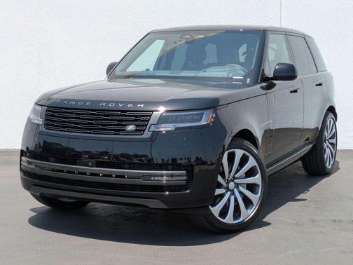 2025 Land Rover Range Rover P530 SE