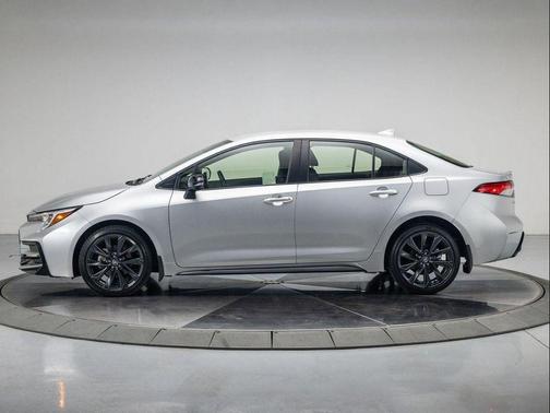 2024 Toyota Corolla Hybrid SE