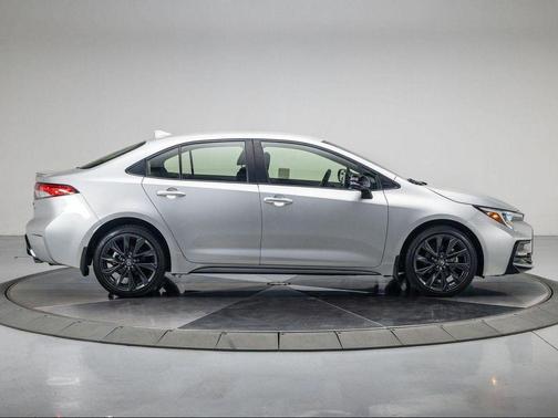 2024 Toyota Corolla Hybrid SE