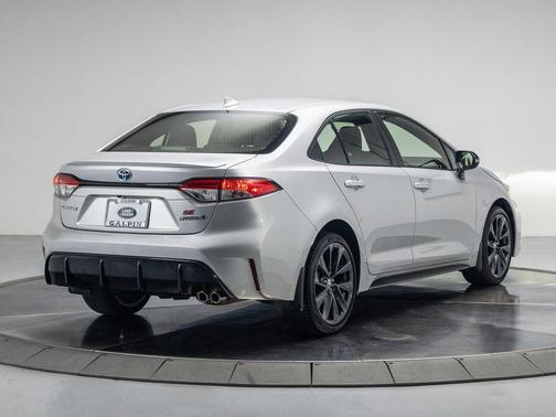2024 Toyota Corolla Hybrid SE