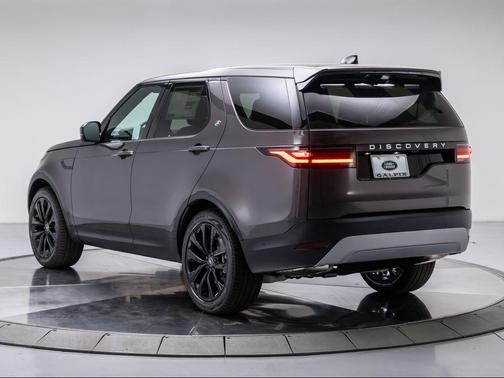 2026 Land Rover Discovery S
