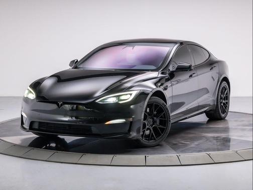 2022 Tesla Model S Plaid