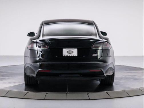 2022 Tesla Model S Plaid