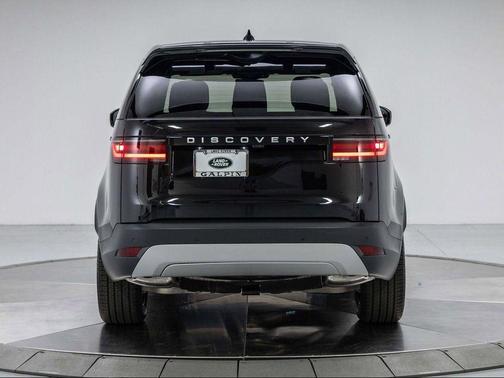 2025 Land Rover Discovery P300 S