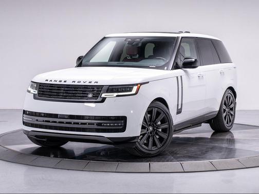 2025 Land Rover Range Rover P550e SE