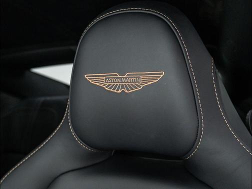 2025 Aston Martin DB12 Base
