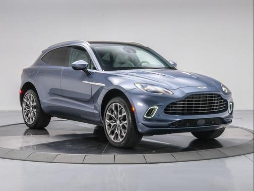 2022 Aston Martin DBX Base