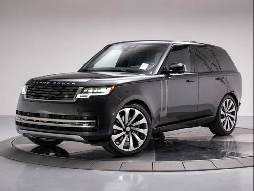 2025 Land Rover Range Rover P530 SE