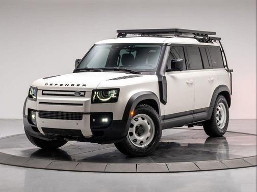 2024 Land Rover Defender P300