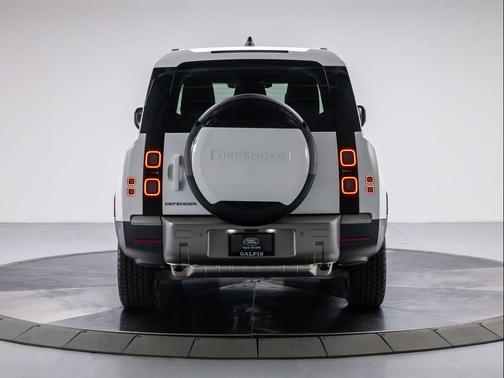 2026 Land Rover Defender 130 S