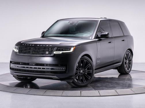 2025 Land Rover Range Rover P530 SE