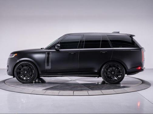2025 Land Rover Range Rover P530 SE