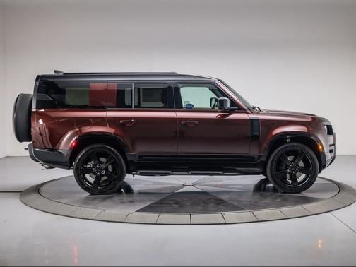 2026 Land Rover Defender P400 X-Dynamic SE