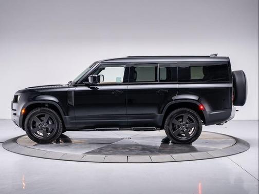 2025 Land Rover Defender P300 S