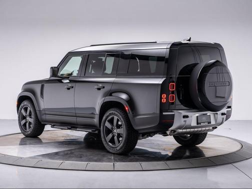 2025 Land Rover Defender P300 S