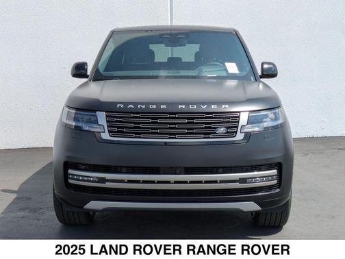 2025 Land Rover Range Rover P530 SE