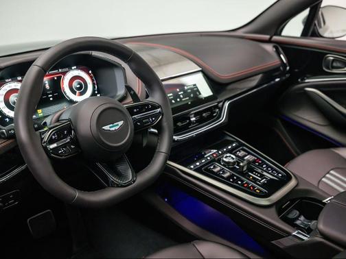 2026 Aston Martin DBX 707