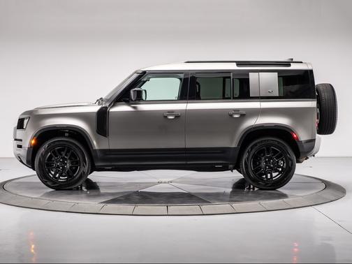 Silicon Silver Premium Metallic 2022 Land Rover Defender 110 S