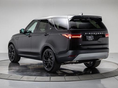 2025 Land Rover Discovery P300 S
