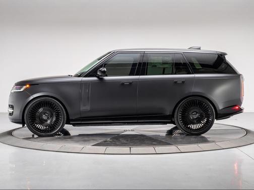 2025 Land Rover Range Rover P530 SE