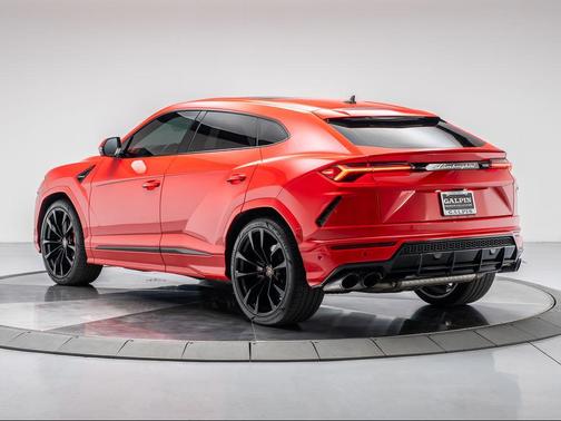 2021 Lamborghini Urus Base