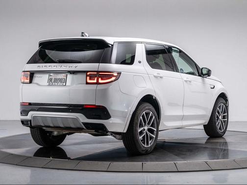 2024 Land Rover Discovery Sport Core S